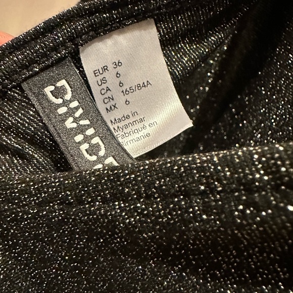 H&M Divided Black Shimmer Dress - Picture 4 of 4